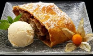 Классический венский яблочный штрудель