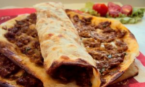 Лахмаджун — лепешка с мясом по турецки (лахмаджо)