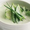 Холодный суп-пюре из огурцов с пряным маслом