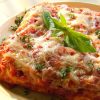 Лазанья с красной рыбой, креветками и соусом пассата